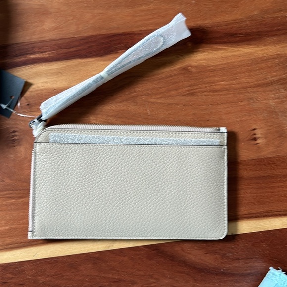 BNWT Kate Spade Color block wristlet - Picture 5 of 8